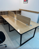 Metal Legged 4 Way workstation