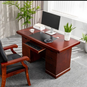 1400mm Executive Straight Desk