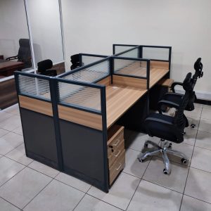 4 Person Workstation