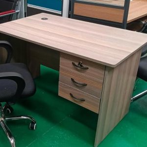 1.0M Study Table