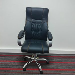 Executive leather office seat