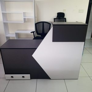 1.6M Reception Desk