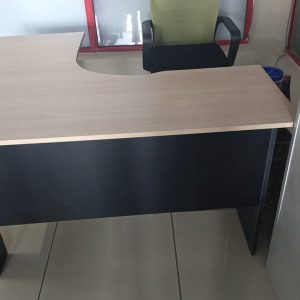 1.4M L-Shape Office Desk